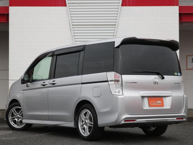 ステップワゴンスパーダ Ｓ　両側電動スライドドア・スカイルーフ・Ｂｌｕｅｔｏｏｔｈ接続・キーレス・オートＡ／Ｃ・ＥＴＣ・フルセグ・革調シートカバー・ＨＩＤヘッドライト・パドルシフト・社外１７インチアルミ・ドアバイザー（30枚目）