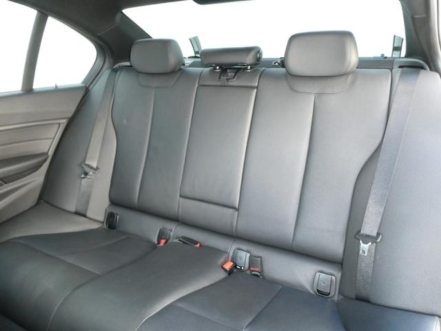 3シリーズ アクティブハイブリッド3 Mスポーツ Mパフォーマンスブレーキ・純正OP19インチAW・黒レザーシート・クルーズコントロール・サンシェード・記録簿(H26・H27・H28・H30・H30・H31・R2・R4・R6)・スペアーキー(35枚目)