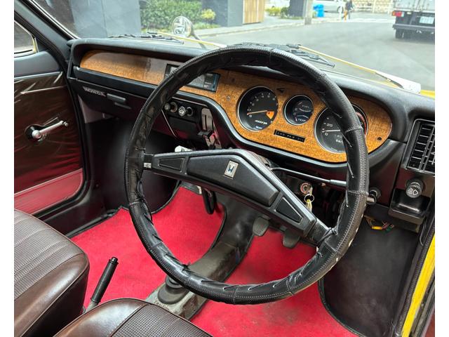 ライフ superDELUXE 1973年/4MT/社外オーディオ/KENWOODスピーカー/純正AW/純正マッドガード(15枚目)