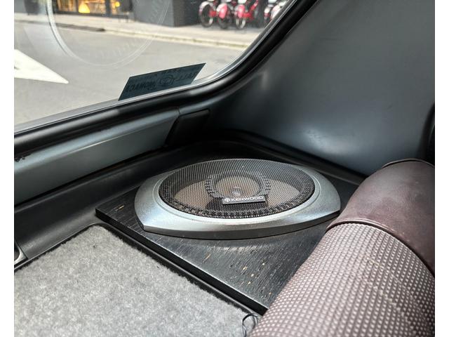 ライフ superDELUXE 1973年/4MT/社外オーディオ/KENWOODスピーカー/純正AW/純正マッドガード(20枚目)