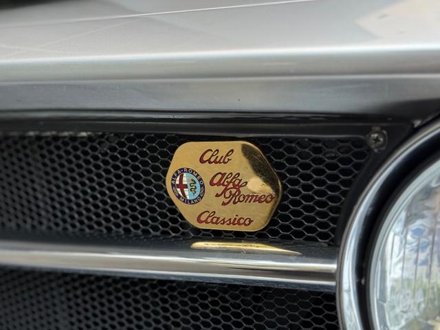 ジュリア 1972モデル/GT1300Jr/フラットノーズ/5MT/左ハンドル/ウェーバーツインキャブ/弊社並行輸入車両(13枚目)