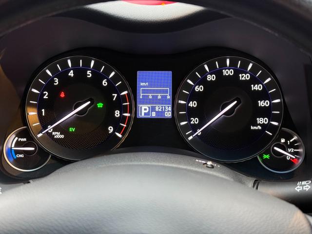 フーガハイブリッド ベースグレード 法人ワンオーナー レーダークルーズ 純正HDDナビ 助手席オットマン バック、サイドカメラ インテリキー スペアキー ETC Bluetoothオーディオ 純正18インチアルミ フルセグTV(10枚目)