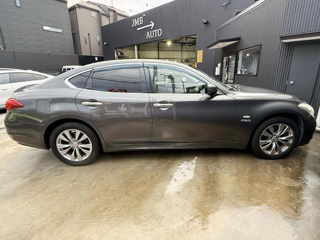 フーガハイブリッド ベースグレード 法人ワンオーナー レーダークルーズ 純正HDDナビ 助手席オットマン バック、サイドカメラ インテリキー スペアキー ETC Bluetoothオーディオ 純正18インチアルミ フルセグTV(39枚目)