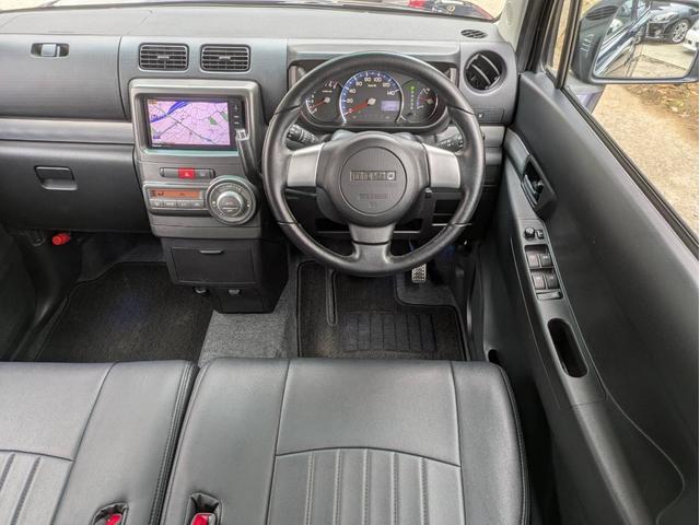 ピクシススペース カスタム RS 全席パワーウインドウ 電動格納ミラー スマートキー HID ETC 社外ナビ Bluetooth フルセグTV バックカメラ 社外フリップダウンモニター シートカバー 車高調 マフラー 社外15AW(29枚目)