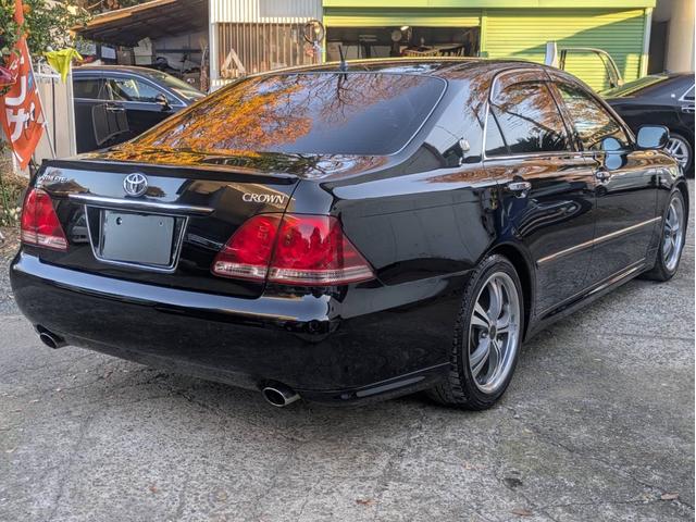 クラウン アスリート 60thスペシャルエディション 全席パワーウインドウ 電動格納ミラー スマートキー HID ETC 純正HDDナビ バックカメラ オートクルーズ ダウンサス 社外18AW(6枚目)