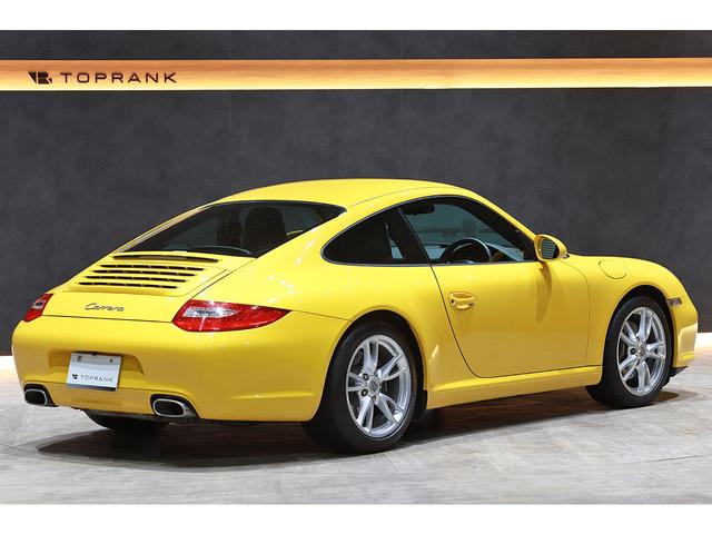 911 - ポルシェ 911カレラ PDK 右ハンドル スピードイエロー