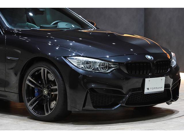 M4クーペ 6速MT 左ハンドル シルバーストーンレザー OP19インチAW カーボンインテリアトリム カーボントランクスポイラー 整備記録有り(21枚目)
