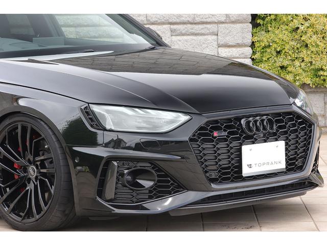 アウディ ＲＳ４アバント