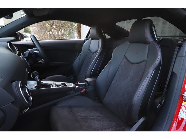 TTクーペ Sラインコンペティション ブラックスタイリングPKG SラインPKG コンフォートPKG マトリクスLEDヘッドライト RSリヤスポイラー ワンオーナー(43枚目)