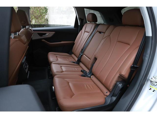 Q7 55TFSIクワトロ 7シーターPKG プレミアムPKG ブラウン革 パノラマサンルーフ OP21インチAW パワークロージングドア レーザーライト(45枚目)