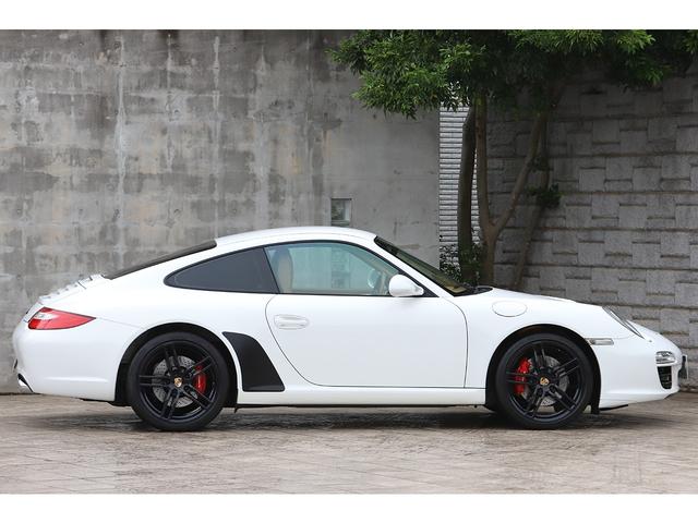９１１ ９１１カレラ　ＰＤＫ　スポーツクロノＰＫＧ　後期　ベージュインテリア　ＰＡＳＭ　ダイナミックコーナリングライト　ｉＰＥマフラー　ＢＯＳＥサウンド　２０１１年モデル（5枚目）