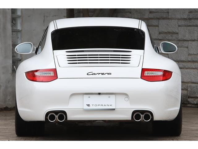 ９１１ ９１１カレラ　ＰＤＫ　スポーツクロノＰＫＧ　後期　ベージュインテリア　ＰＡＳＭ　ダイナミックコーナリングライト　ｉＰＥマフラー　ＢＯＳＥサウンド　２０１１年モデル（7枚目）