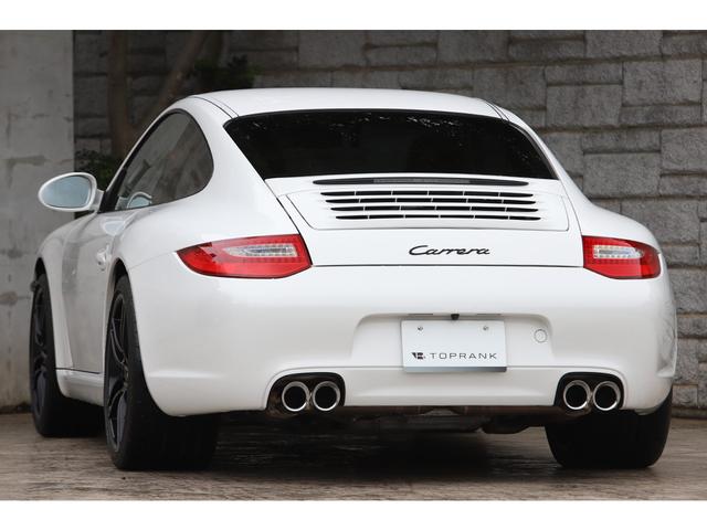 ９１１ ９１１カレラ　ＰＤＫ　スポーツクロノＰＫＧ　後期　ベージュインテリア　ＰＡＳＭ　ダイナミックコーナリングライト　ｉＰＥマフラー　ＢＯＳＥサウンド　２０１１年モデル（20枚目）
