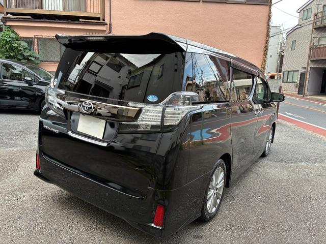 ヴェルファイア ２．５Ｚ　Ａエディション　ゴールデンアイズ　サンルーフ　後席モニター　両側Ｐスライド　Ｐバックドア（7枚目）