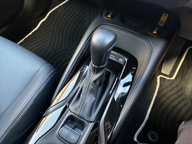 カローラツーリング ハイブリッド ダブルバイビー 後期型/ETC 2.0/10.5インチDAナビ/DTV/純正前後ドラレコ/ハーフレザー/シートヒーター・ステアヒーター/デジタルキー(16枚目)