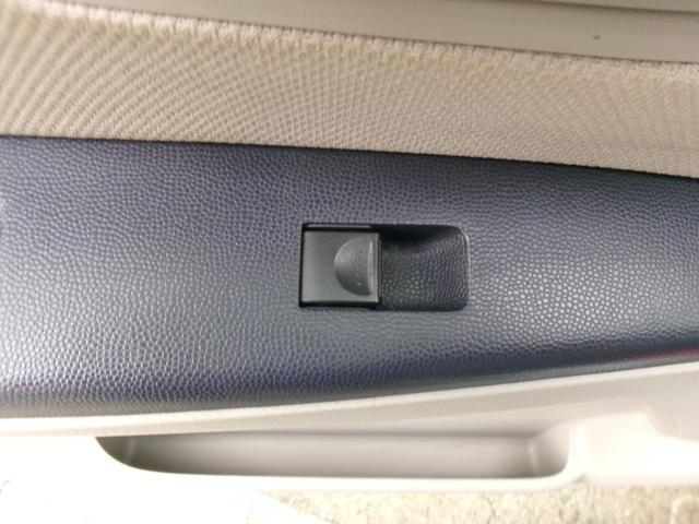 ゼスト Ｄ　キーレスエントリー　車検令和８年７月　修復歴左側面部分　エアコン　運転席助手席エアバック　パワーウィンドウ　パワステ（41枚目）