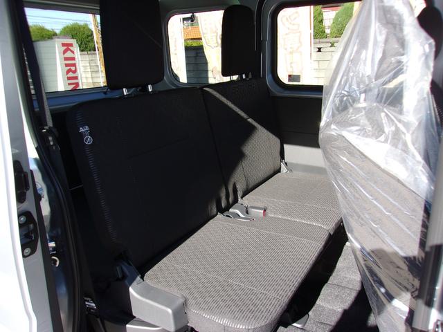 ハイゼットカーゴ クルーズ 届出済未使用車 衝突軽減システム 禁煙車 スマートアシスト スマートキー プッシュスタート 横滑防止 リアパーキングセンサー I-STOP 電格ミラー オートライト(32枚目)