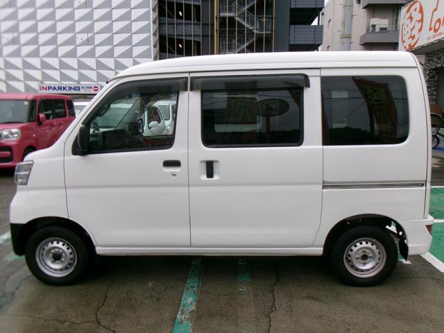 ハイゼットカーゴ DX SAIII バックカメラ スマートアシスト キーレス パワーウィンドー エアコン 両側スライドドア パワーステアリング 運転席・助手席エアバッグ オーバーヘッドシェルフ I-STOP(19枚目)