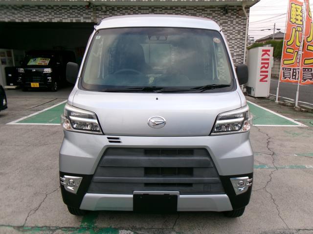 ハイゼットカーゴ ＤＸ　ＳＡＩＩＩ　ＥＴＣ　キーレス　スマートアシストＩＩＩ　オートハイビーム　ＬＥＤヘッドライト　フォグライト　Ｉ－ＳＴＯＰ　パワステ　パワーウィンドウ　ラジオ　ドアバイザー（13枚目）