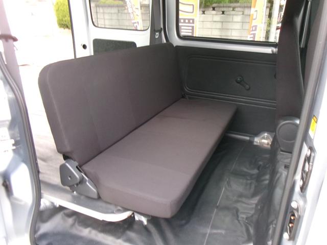 ハイゼットカーゴ ＤＸ　ＳＡＩＩＩ　ＥＴＣ　キーレス　スマートアシストＩＩＩ　オートハイビーム　ＬＥＤヘッドライト　フォグライト　Ｉ－ＳＴＯＰ　パワステ　パワーウィンドウ　ラジオ　ドアバイザー（21枚目）