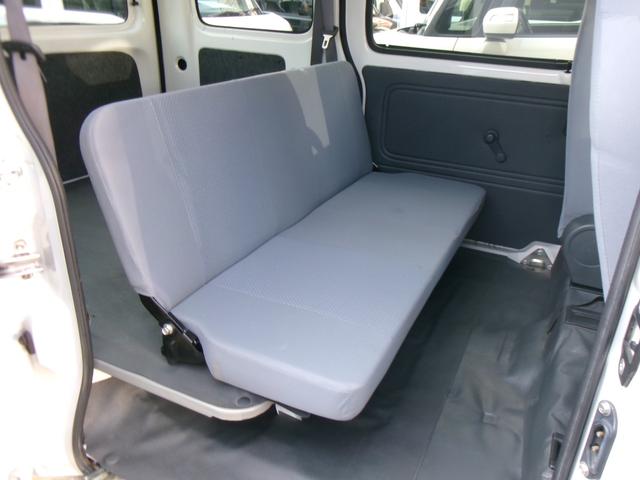 ハイゼットカーゴ ＤＸ　４ＷＤ　キーレス　パワステ　パワーウィンドウ　ライトレベライザー　ラジオ　オーバーヘッドシェルフ（24枚目）