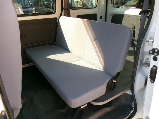 ハイゼットカーゴ ＤＸ　４ＷＤ　キーレス　パワステ　パワーウィンドウ　ライトレベライザー　ラジオ　オーバーヘッドシェルフ（29枚目）
