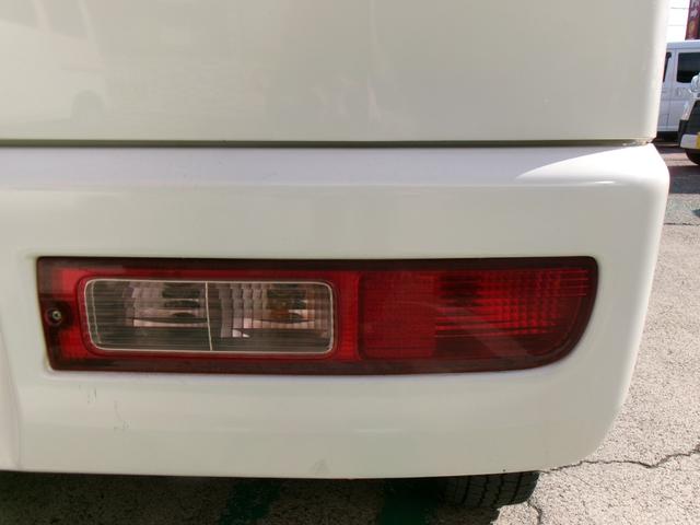 ハイゼットカーゴ ＤＸ　４ＷＤ　キーレス　パワステ　パワーウィンドウ　ライトレベライザー　ラジオ　オーバーヘッドシェルフ（32枚目）