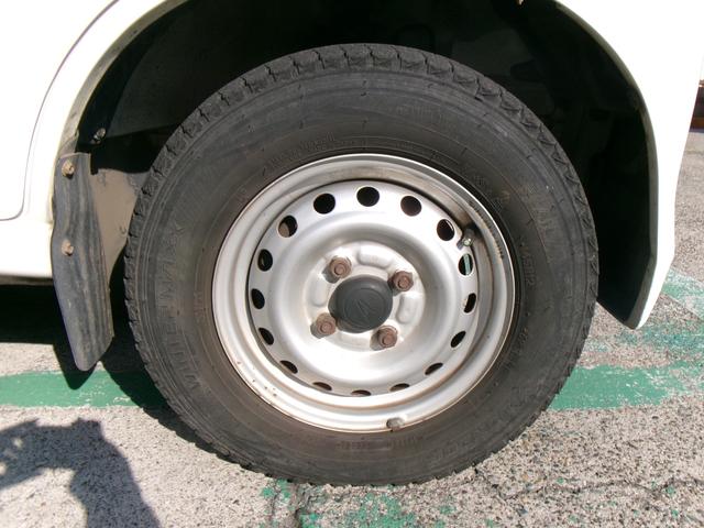 ハイゼットカーゴ ＤＸ　４ＷＤ　キーレス　パワステ　パワーウィンドウ　ライトレベライザー　ラジオ　オーバーヘッドシェルフ（50枚目）