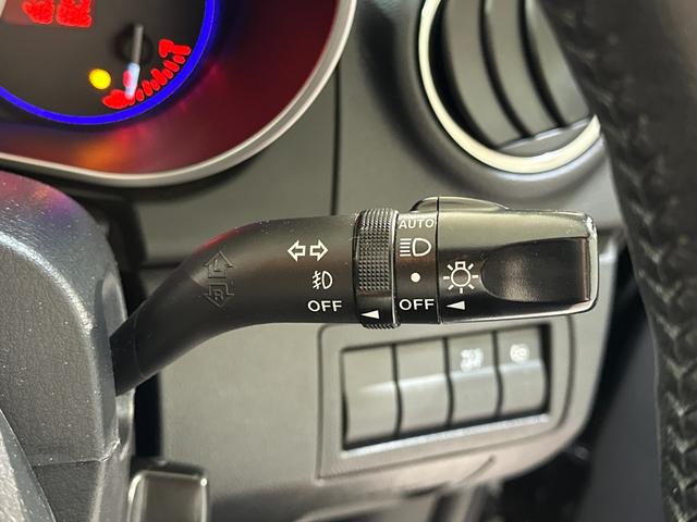 ＣＸ－７ ベースグレード　ターボ　ＥＴＣ　バックカメラ　オートクルーズコントロール　ナビ　オートライト　ＨＩＤ　アルミホイール　スマートキー　電動格納ミラー　ＡＴ　盗難防止システム　衝突安全ボディ　ＣＤ　ＤＶＤ再生（13枚目）