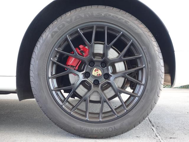 マカン マカンＧＴＳ　サンルーフ　スポエグ　ＰＤＬＳ　ＡＣＣ　ＥＴＣ　ＢＴ接続　黒革　純正２０ＡＷ　レーンキープアシスト　前後ドラレコ　パワートランク　コーナーセンサー　フォグランプ　パドルシフト　スポーツモード（64枚目）