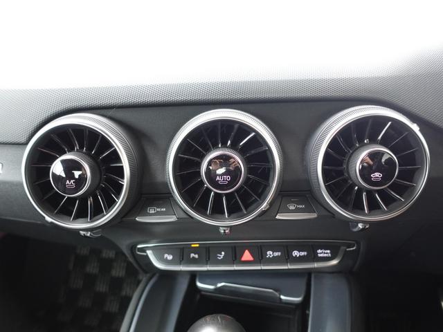 TTSクーペ 2.0TFSI クワトロ アシスタンスPKG Bang&Olufsenサウンド マトリクスLED バックカメラ クルコン パワーシート シートヒーター パークセンサー ハーフレザー 純正18AW ETC 電動リアスポイラー(11枚目)