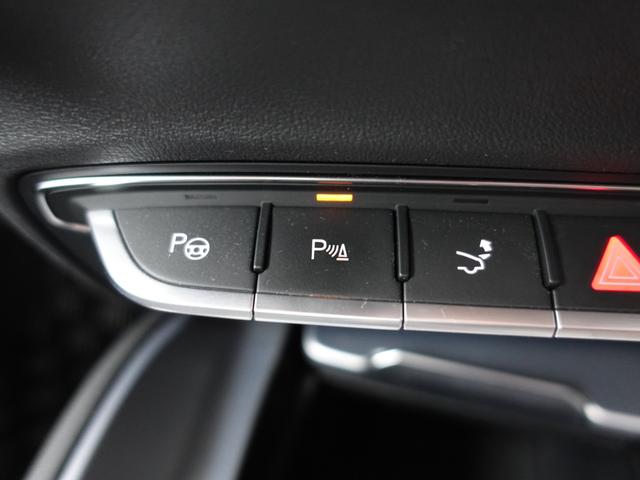 TTSクーペ 2.0TFSI クワトロ アシスタンスPKG Bang&Olufsenサウンド マトリクスLED バックカメラ クルコン パワーシート シートヒーター パークセンサー ハーフレザー 純正18AW ETC 電動リアスポイラー(14枚目)