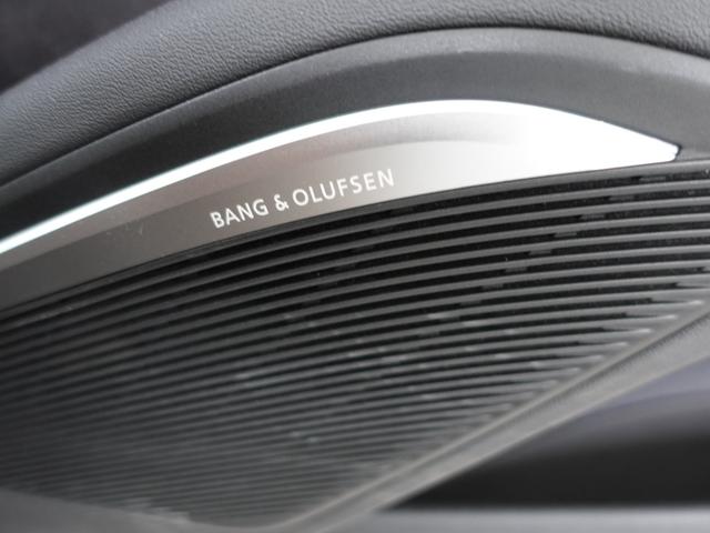 TTSクーペ 2.0TFSI クワトロ アシスタンスPKG Bang&Olufsenサウンド マトリクスLED バックカメラ クルコン パワーシート シートヒーター パークセンサー ハーフレザー 純正18AW ETC 電動リアスポイラー(30枚目)