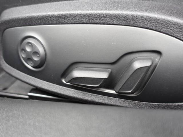 TTSクーペ 2.0TFSI クワトロ アシスタンスPKG Bang&Olufsenサウンド マトリクスLED バックカメラ クルコン パワーシート シートヒーター パークセンサー ハーフレザー 純正18AW ETC 電動リアスポイラー(34枚目)
