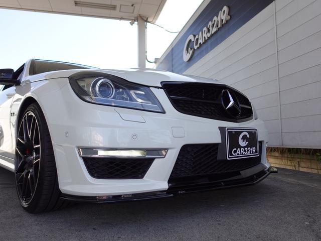 Cクラス C63 AMGクーペ AMGパフォーマンスパッケージ 487ps AMGカーボンエクステリアパッケージ AMGスポーツサスペンション サンルーフ AMGレッドブレーキキャリパー 黒革 バックカメラ ダイヤモンドホワイト(12枚目)