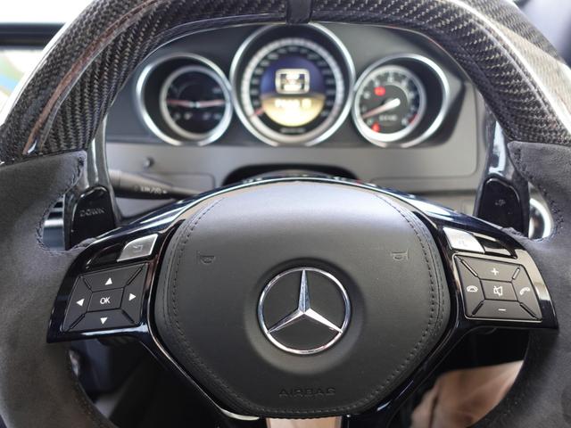 Cクラス C63 AMGクーペ AMGパフォーマンスパッケージ 487ps AMGカーボンエクステリアパッケージ AMGスポーツサスペンション サンルーフ AMGレッドブレーキキャリパー 黒革 バックカメラ ダイヤモンドホワイト(20枚目)