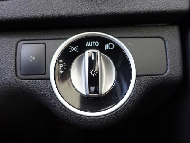 Cクラス C63 AMGクーペ AMGパフォーマンスパッケージ 487ps AMGカーボンエクステリアパッケージ AMGスポーツサスペンション サンルーフ AMGレッドブレーキキャリパー 黒革 バックカメラ ダイヤモンドホワイト(22枚目)