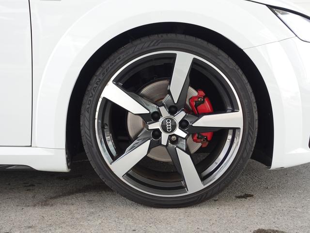 ＴＴクーペ Ｓラインコンペティション　１５０台限定特別仕様車　後期型　マトリクスＬＥＤライト　純正１９インチＡＷ　レッドキャリパー　ブラック大型リアスポイラー　バーチャルコクピット（１２．３インチ液晶メーター）　ＭＭＩナビゲーション（37枚目）