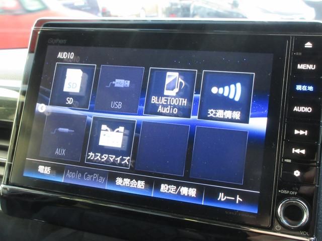 N-BOXカスタム G・EXターボホンダセンシング ※立体駐車場操作誤りによるルーフ交換 ワンオーナー Bluetooth接続 純正ナビゲーション バックカメラ CD/DVD(9枚目)