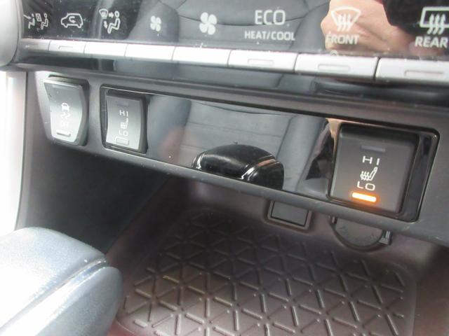 ＲＡＶ４ Ｇ　エンジンスターター　革シート　ハンドルヒーター　障害物センサー　衝突被害軽減ブレーキ　ドライブレコーダー前後　ＥＴＣ　Ｂｌｕｅｔｏｏｔｈ接続　ＣＤ／ＤＶＤ　ＬＥＤヘッドランプ　純正アルミホイール（14枚目）