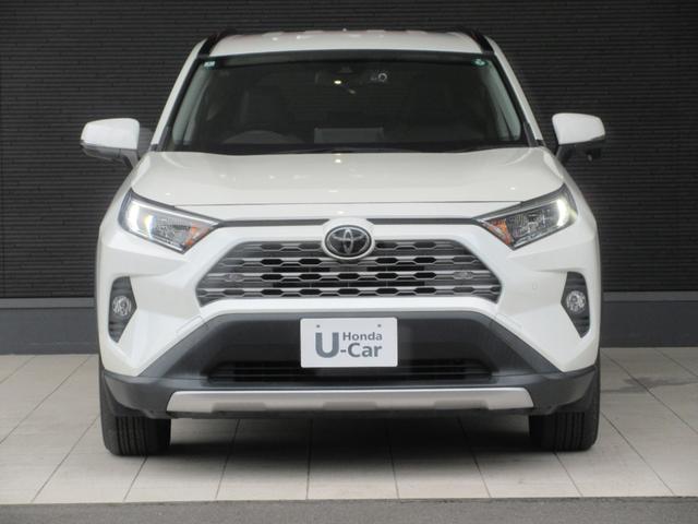 ＲＡＶ４ Ｇ　エンジンスターター　革シート　ハンドルヒーター　障害物センサー　衝突被害軽減ブレーキ　ドライブレコーダー前後　ＥＴＣ　Ｂｌｕｅｔｏｏｔｈ接続　ＣＤ／ＤＶＤ　ＬＥＤヘッドランプ　純正アルミホイール（19枚目）