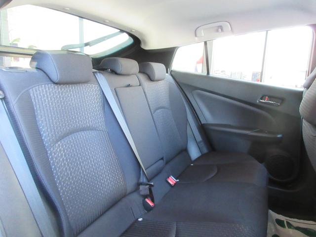 プリウス Sセーフティプラス 衝突被害軽減ブレーキ 横滑り防止機構 障害物センサー パーキングアシスト レーンキープアシスト Bluetooth接続 フルセグTV CD/DVD ドライブレコーダー ETC(5枚目)