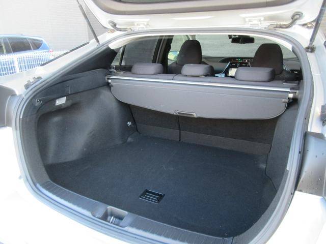 プリウス Sセーフティプラス 衝突被害軽減ブレーキ 横滑り防止機構 障害物センサー パーキングアシスト レーンキープアシスト Bluetooth接続 フルセグTV CD/DVD ドライブレコーダー ETC(18枚目)