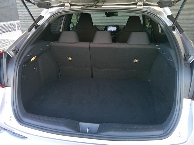 Ｃ－ＨＲ Ｓ－Ｔ　ＬＥＤパッケージ　クルーズコントロール　ＥＴＣ　メモリーナビ　フルセグＴＶ　ＬＥＤヘッドライト（8枚目）