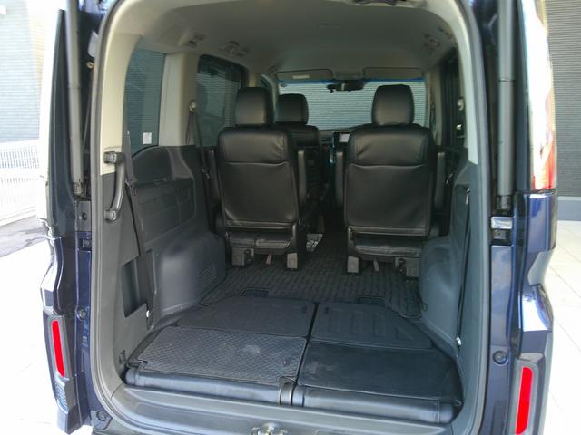 ステップワゴンスパーダ スパーダ　ホンダセンシング　両側電動スライドドア　ＥＴＣ　純正ナビ　ＣＤ／ＤＶＤ　Ｂｌｕｅｔｏｏｔｈ　バックカメラ　フルセグＴＶ　ドライブレコーダー　ＬＥＤヘッドライト（12枚目）