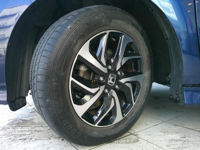 ステップワゴンスパーダ スパーダ　ホンダセンシング　両側電動スライドドア　ＥＴＣ　純正ナビ　ＣＤ／ＤＶＤ　Ｂｌｕｅｔｏｏｔｈ　バックカメラ　フルセグＴＶ　ドライブレコーダー　ＬＥＤヘッドライト（22枚目）