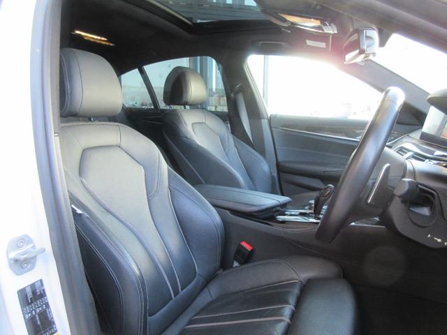 5シリーズ 530e Mスポーツアイパフォーマンス フルセグTV 全周囲カメラ Bluetooth接続 ドライブレコーダー サンルーフ 本革シート パワーシート シートヒーター クリアランスソナー(5枚目)