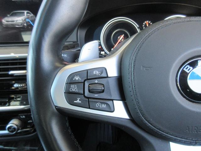 5シリーズ 530e Mスポーツアイパフォーマンス フルセグTV 全周囲カメラ Bluetooth接続 ドライブレコーダー サンルーフ 本革シート パワーシート シートヒーター クリアランスソナー(13枚目)