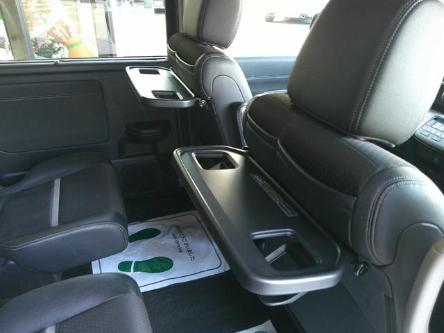 ステップワゴンスパーダ スパーダハイブリッド　Ｇ・ＥＸ　ホンダセンシング　全周囲カメラ　９インチナビ　ＣＤ／ＤＶＤ　フルセグＴＶ　Ｂｌｕｅｔｏｏｔｈ　ＥＴＣ　ＬＥＤヘッドライト　両側電動スライドドア（11枚目）