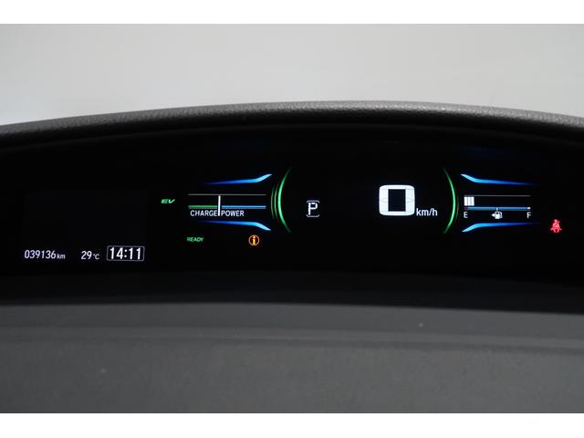 ジェイド ハイブリッドＲＳ・ホンダセンシング　認定中古車　１年保証付　ワンオーナー　ナビ　Ｂカメラ　ドラレコ　ＥＴＣ　運転支援　衝突軽減Ｂ　助手席エアバッグ　サイドエアバック　オートクルーズコントロール　ＬＥＤライト　イモビライザー　地デジ（11枚目）